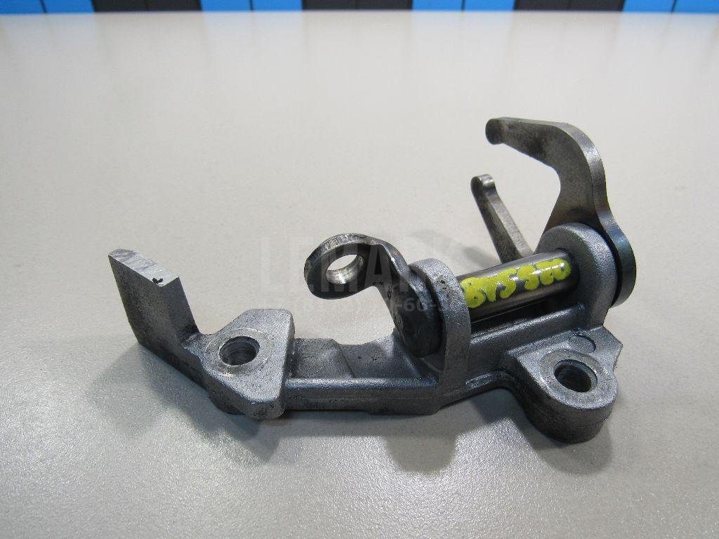 Вилка включения передачи