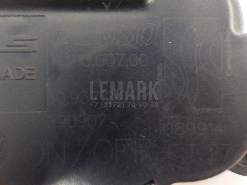 Моторчик заслонки отопителя