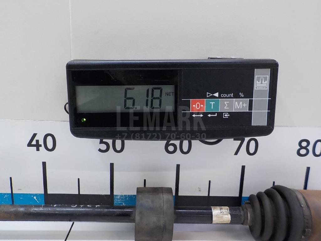 Полуось передняя правая