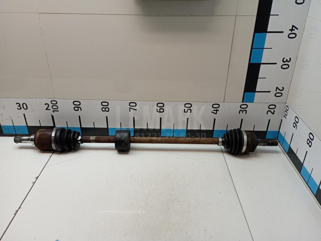 Полуось передняя правая