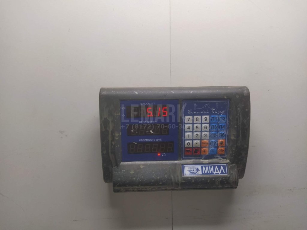 Кулак поворотный передний левый