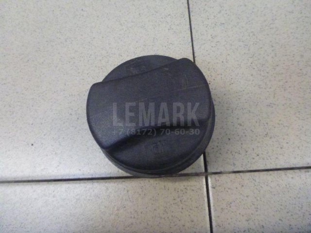 Крышка топливного бака