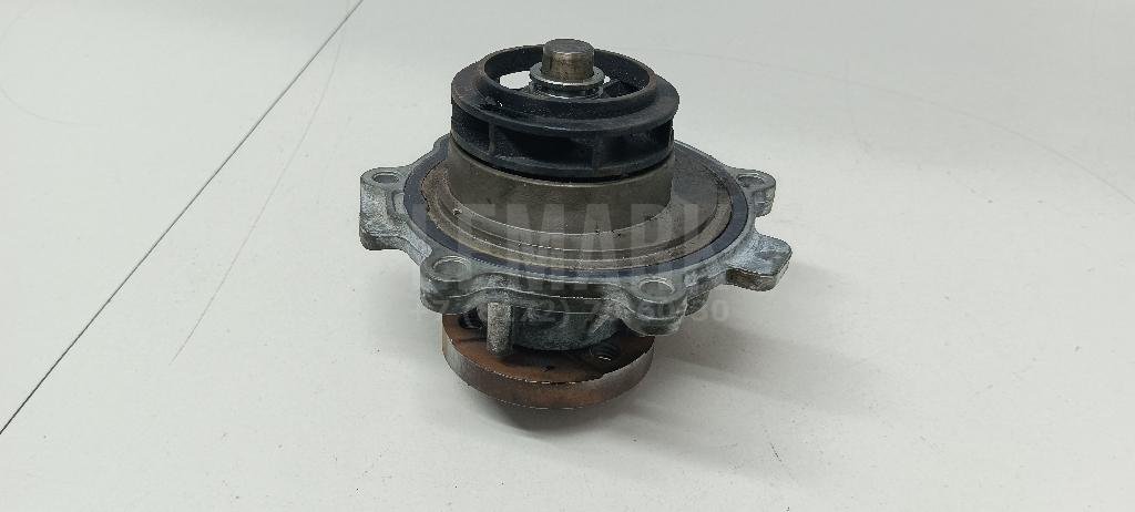 Насос водяной (помпа)