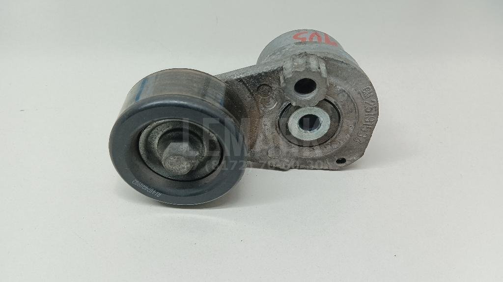 Натяжитель ремня