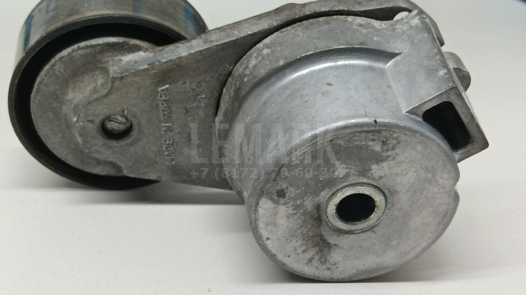 Натяжитель ремня