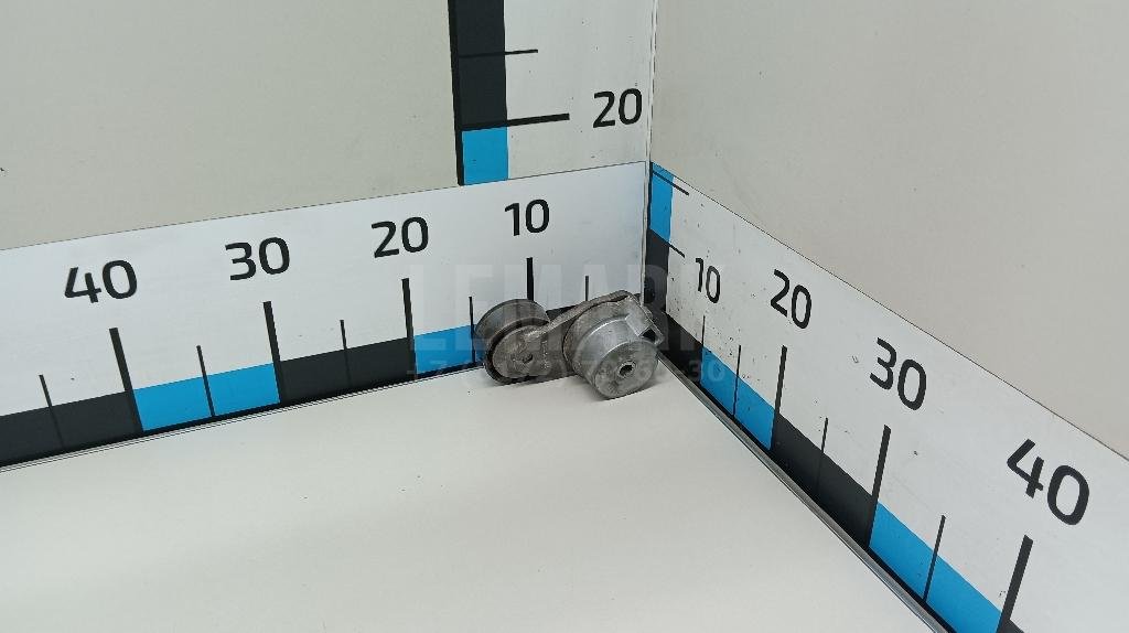 Натяжитель ремня