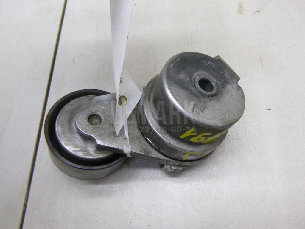 Натяжитель ремня