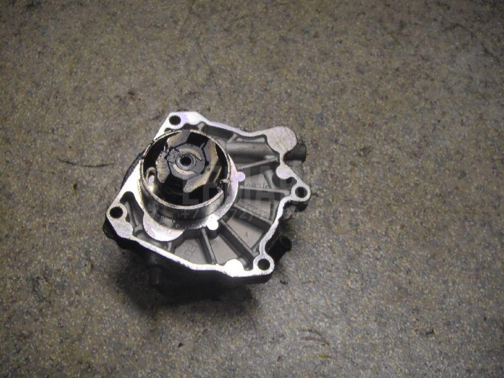 Насос вакуумный