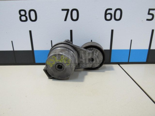 Натяжитель ремня