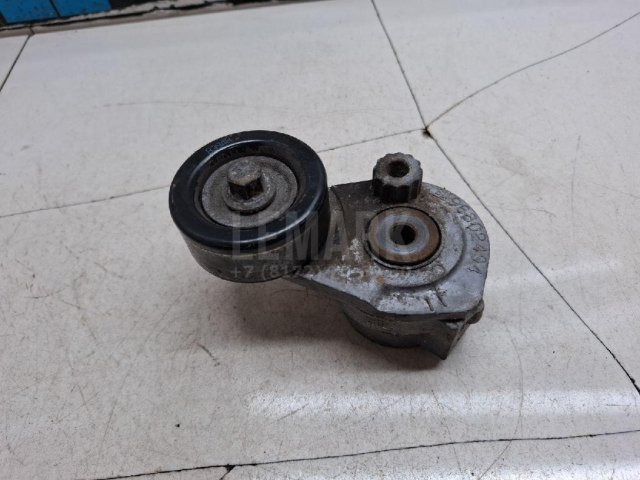 Натяжитель ремня