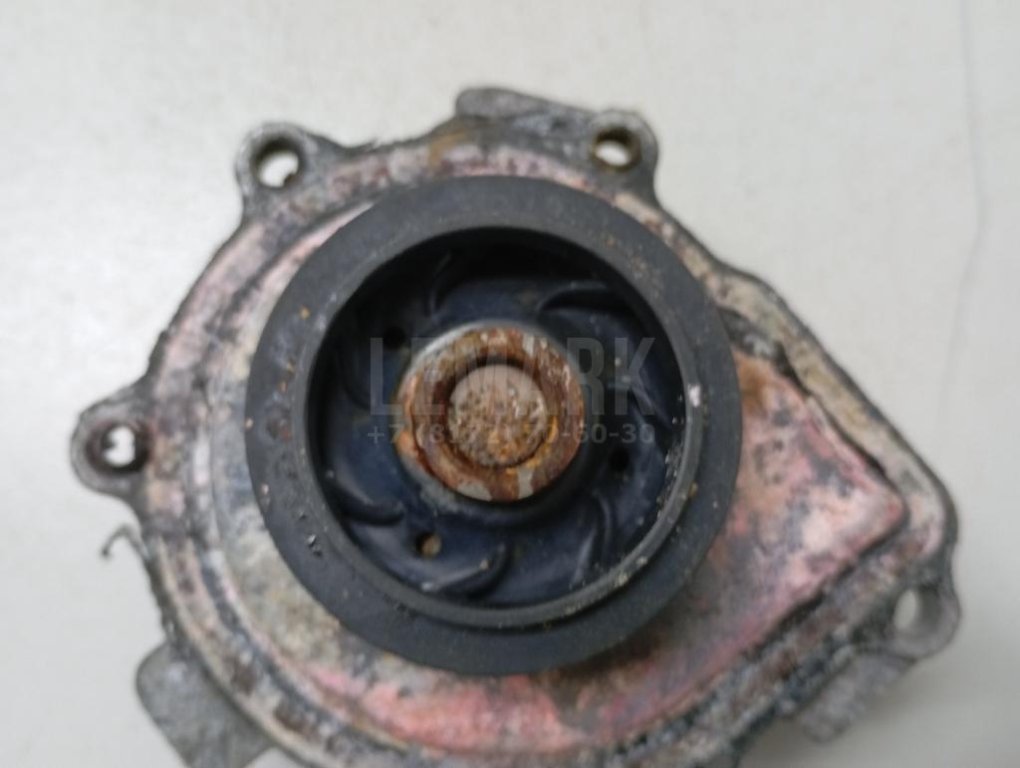 Насос водяной (помпа)