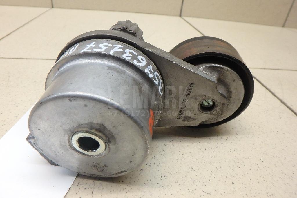 Натяжитель ремня