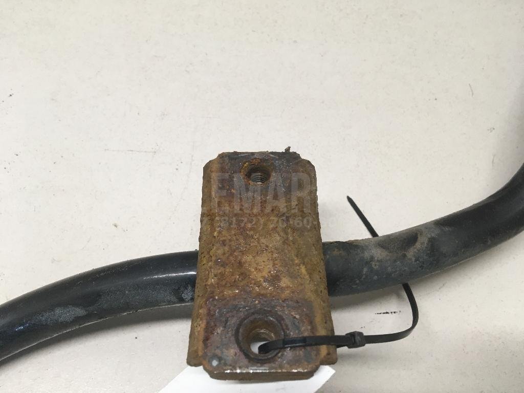 Стабилизатор передний