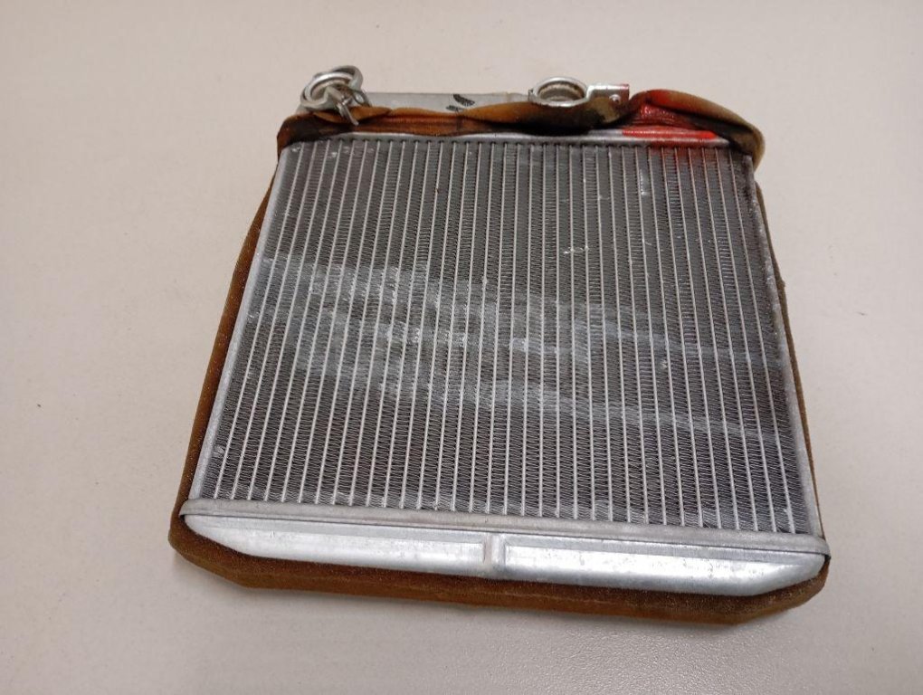 Радиатор отопителя