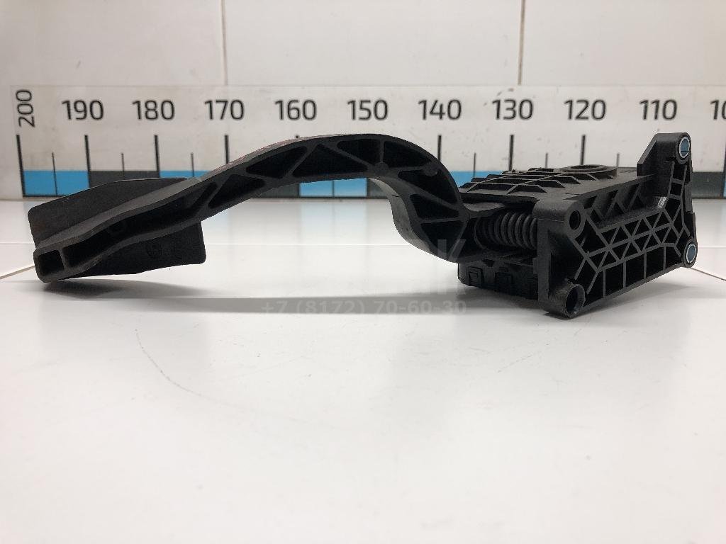 Педаль газа