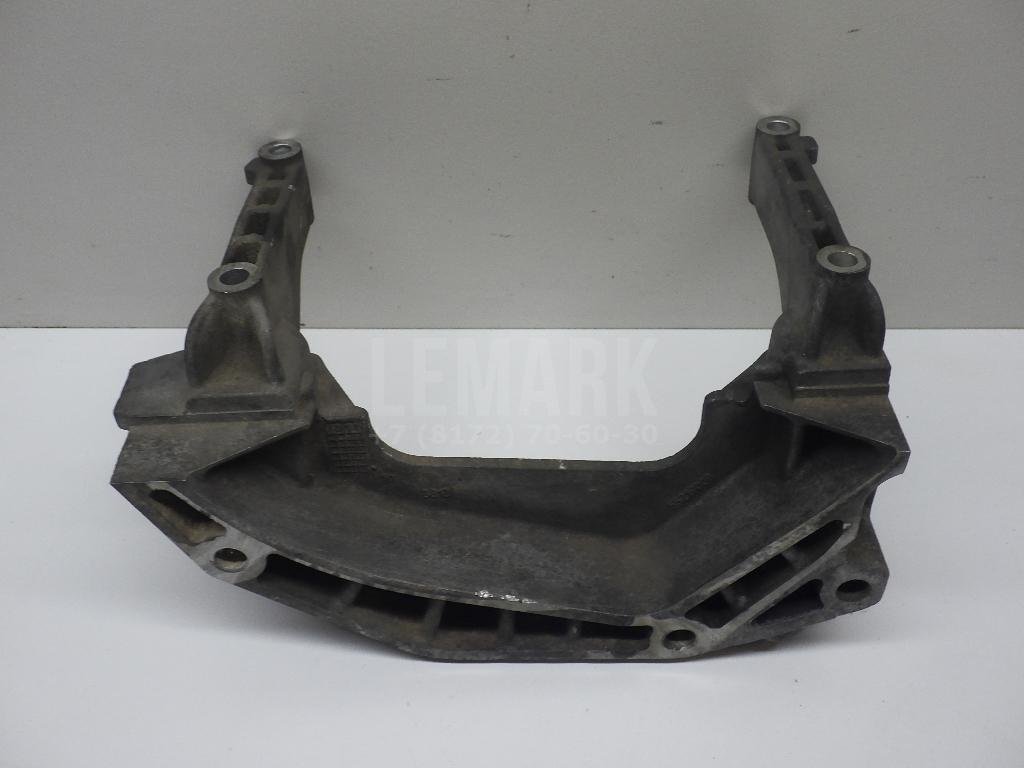 Кронштейн двигателя для  Audi A4 [B7] 2005-2007