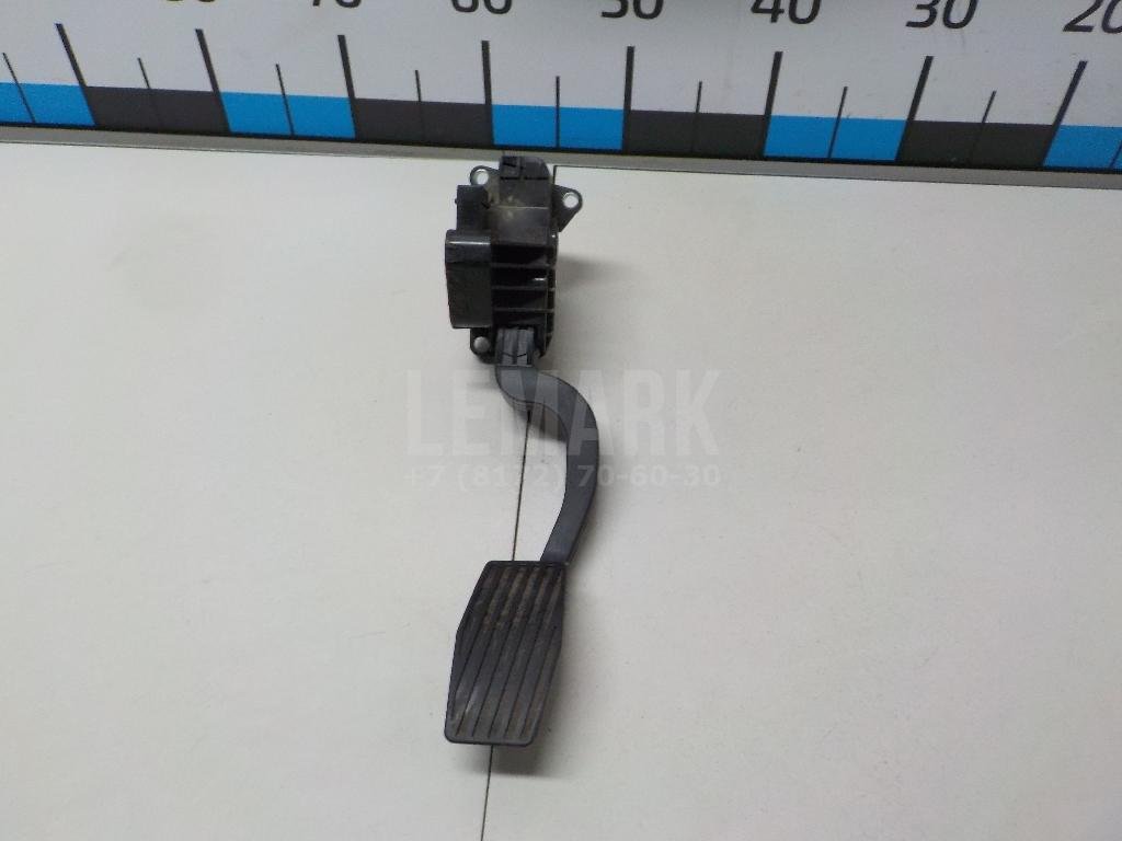 Педаль газа