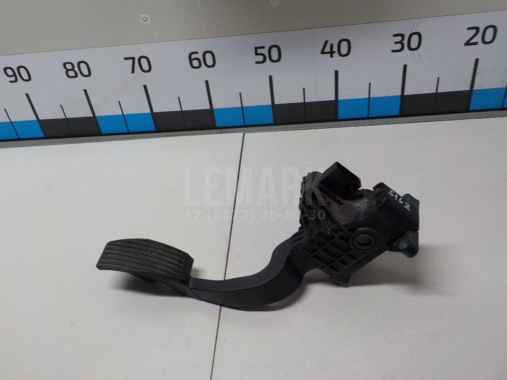 Педаль газа