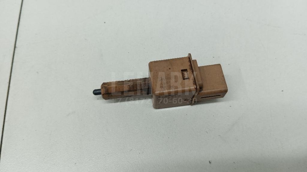 Датчик включения стопсигнала