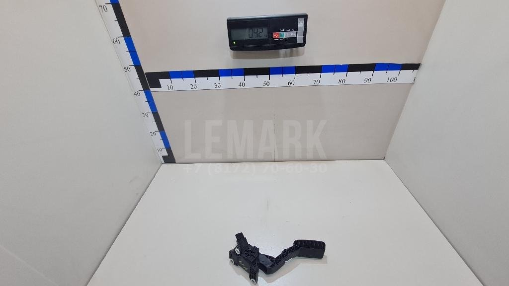 Педаль газа