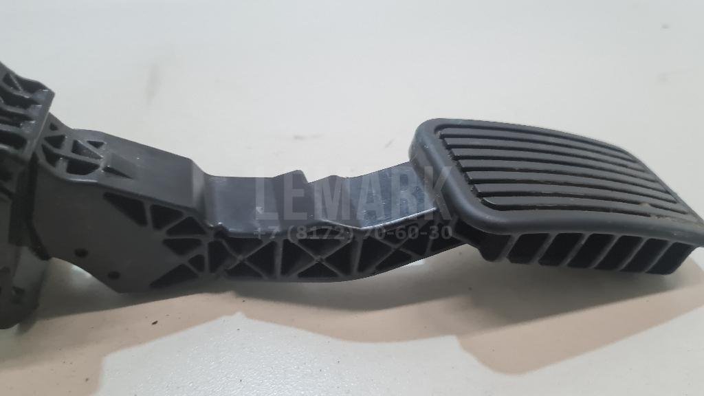 Педаль газа