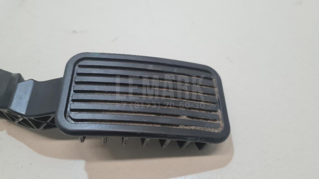 Педаль газа