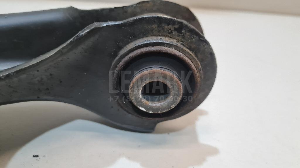 Рычаг задний верхний правый