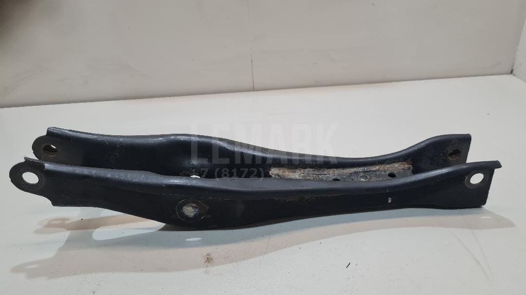 Рычаг задний нижний левый