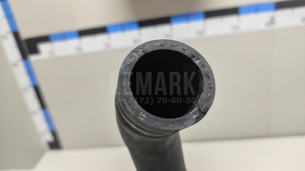 Патрубок радиатора