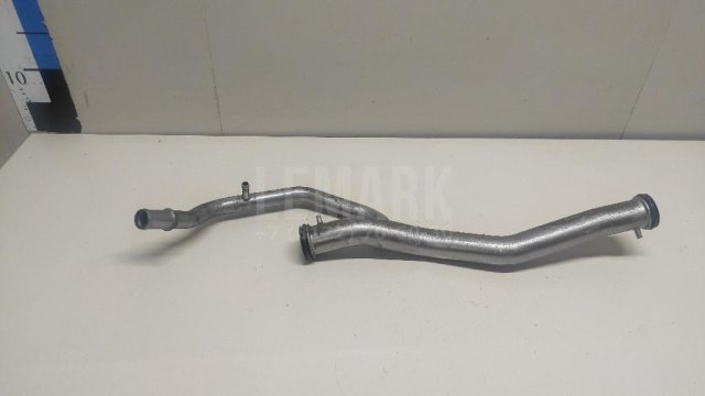 Трубка системы охлаждения