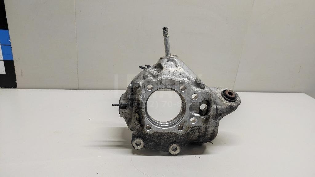 Кулак поворотный задний правый