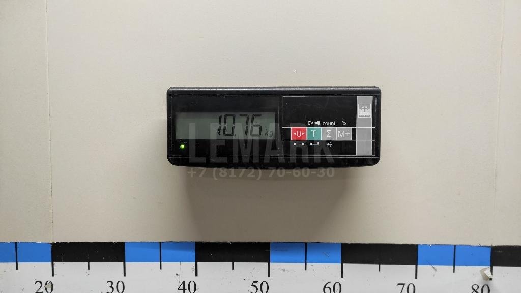 Кулак поворотный передний правый