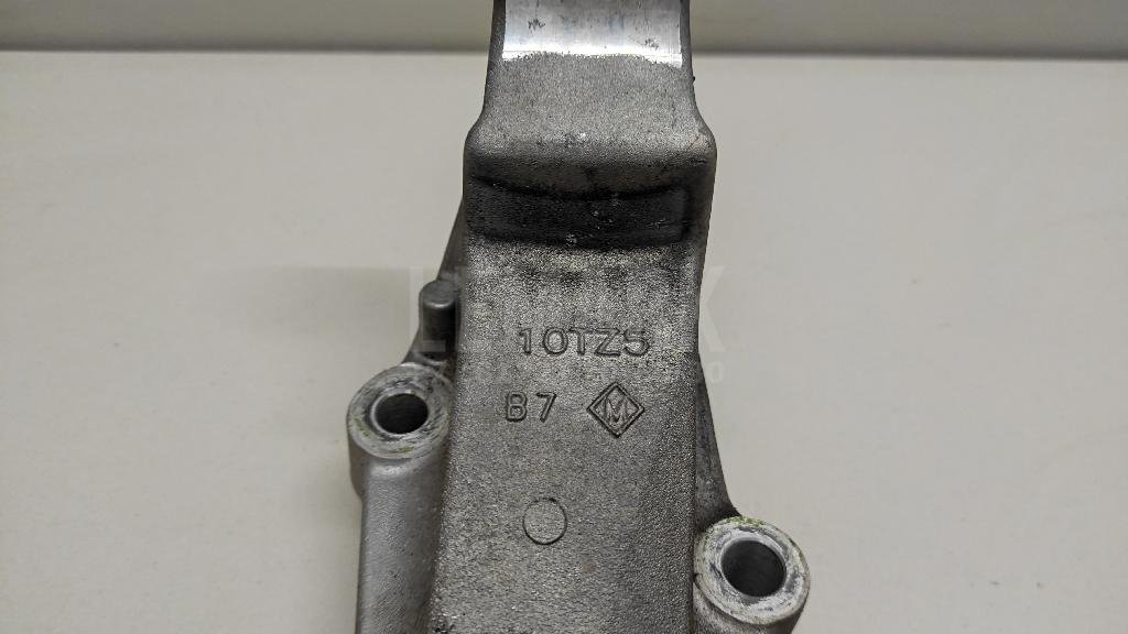 Кронштейн двигателя задний