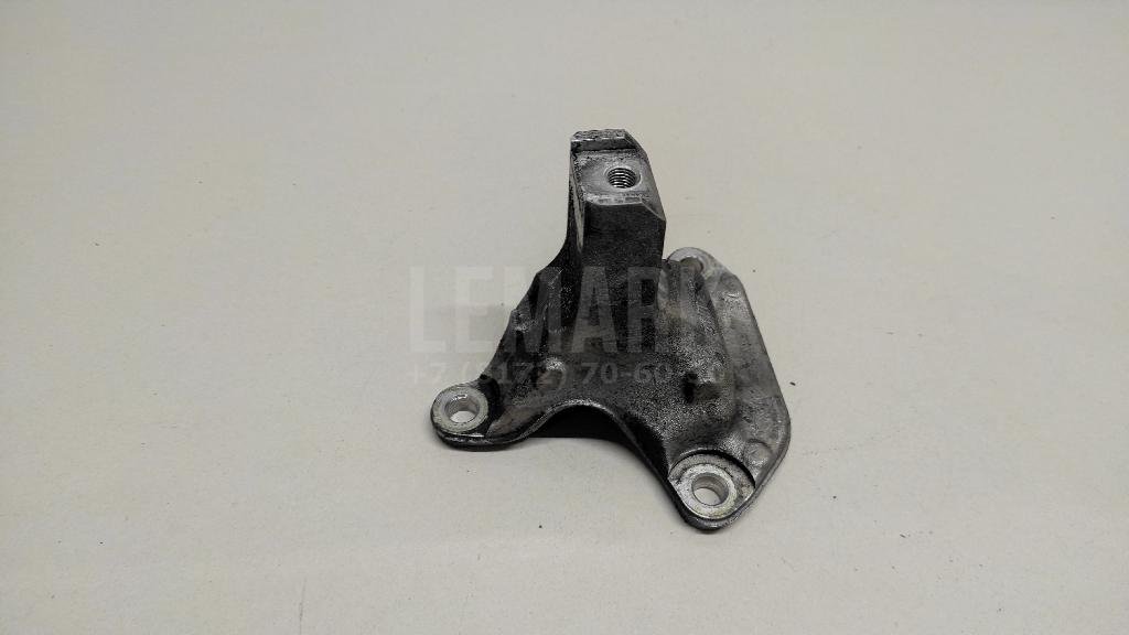 Кронштейн двигателя передний для  Audi A3 [8PA] Sportback 2004-2013