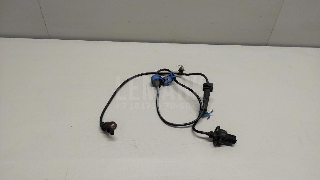 Датчик ABS передний правый