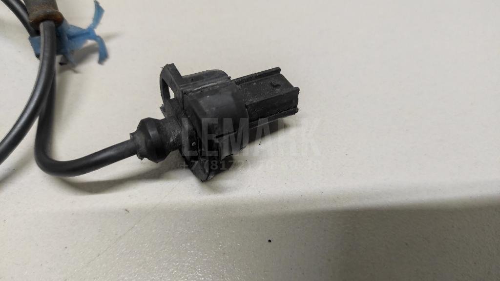 Датчик ABS передний правый