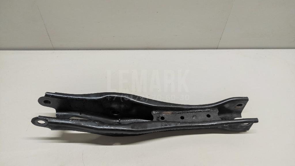 Рычаг задний нижний левый