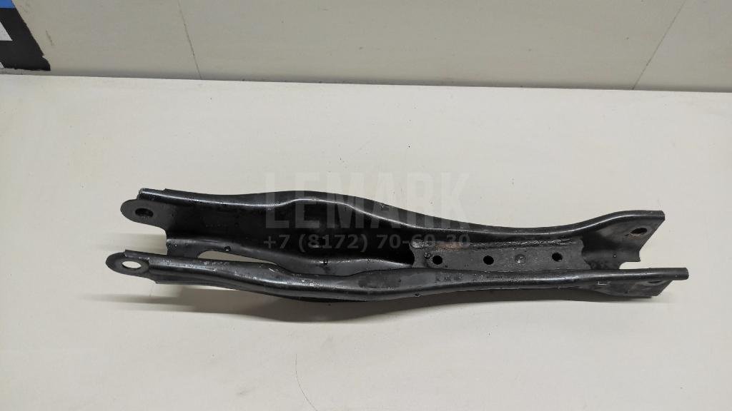 Рычаг задний нижний левый