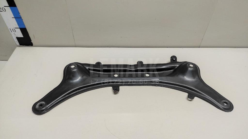 Балка передняя поперечная