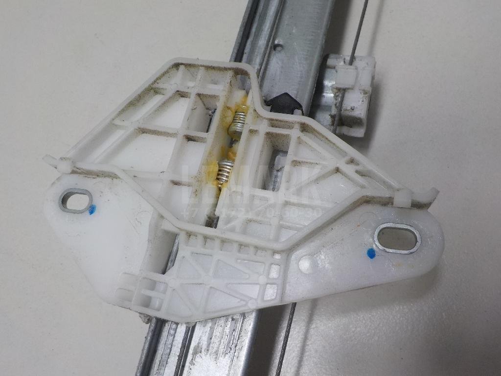 Стеклоподъемник электр. передний левый