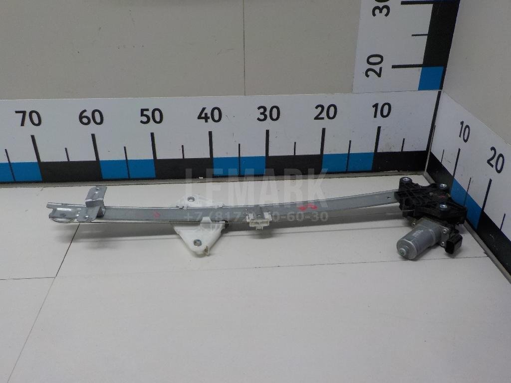 Стеклоподъемник электр. передний правый