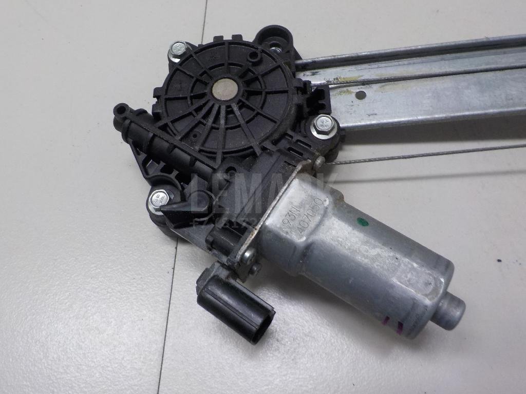 Стеклоподъемник электр. передний правый