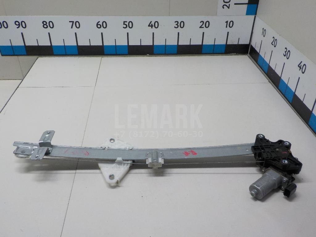 Стеклоподъемник электр. передний правый