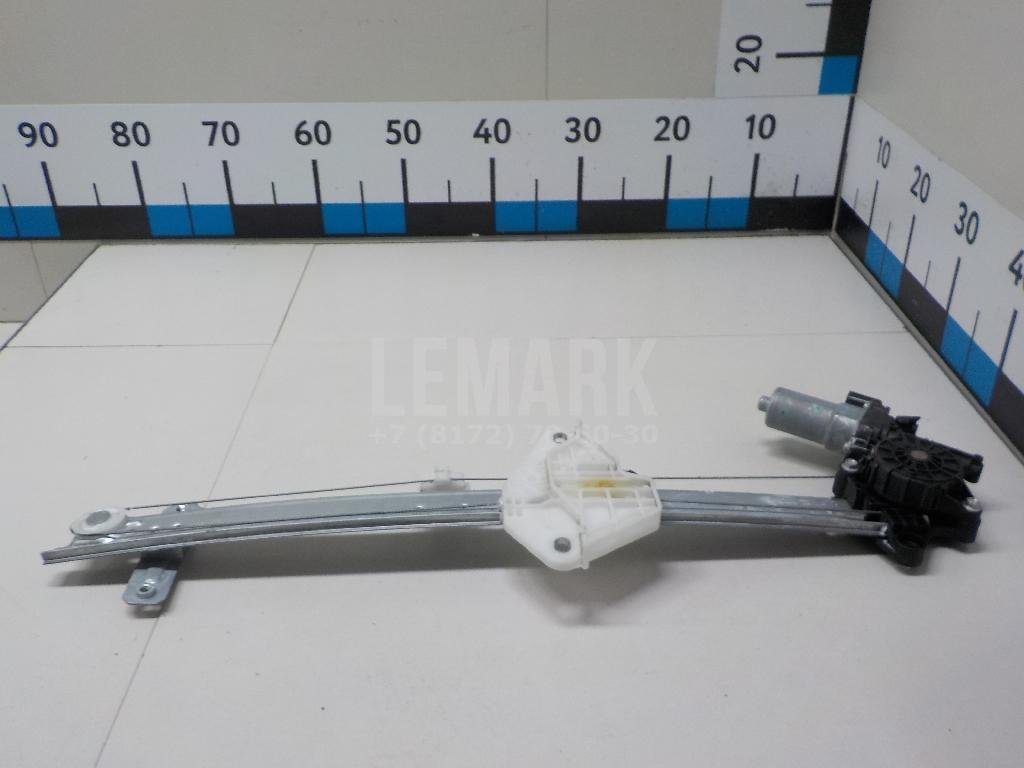 Стеклоподъемник электр. задний правый