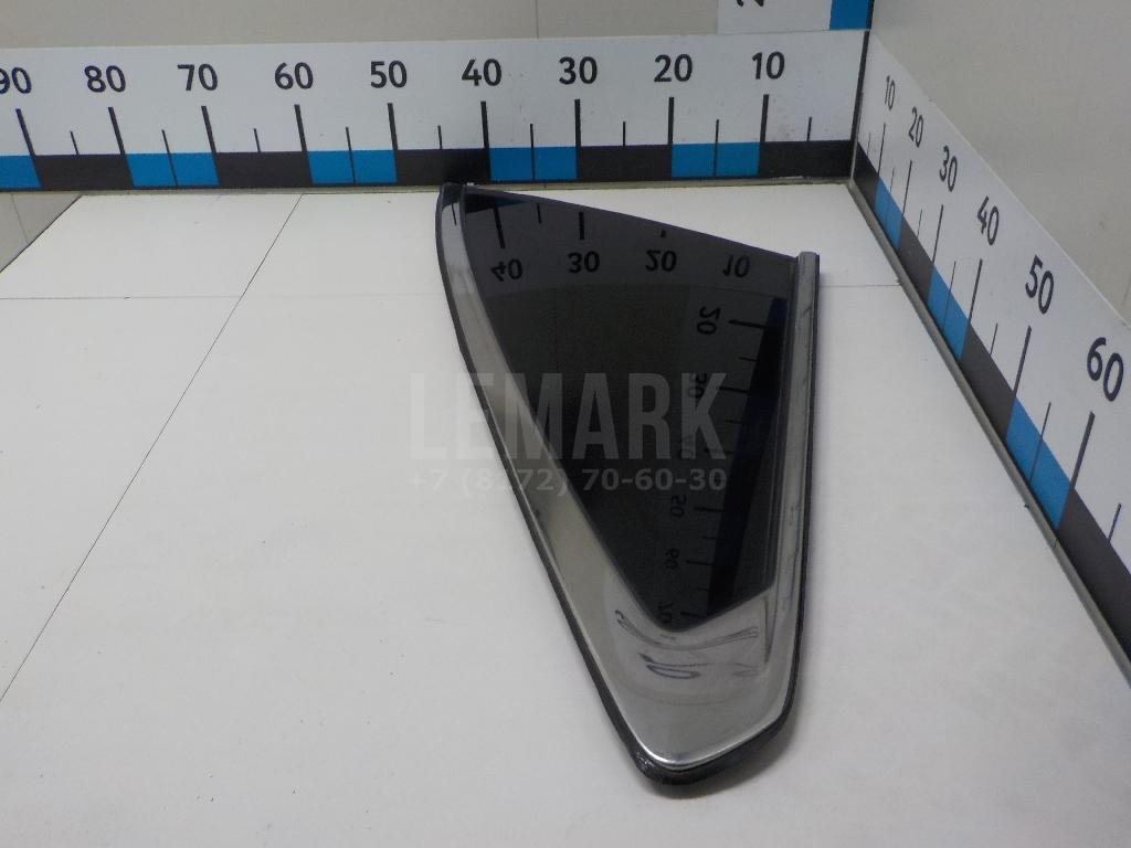 Стекло кузовное глухое правое