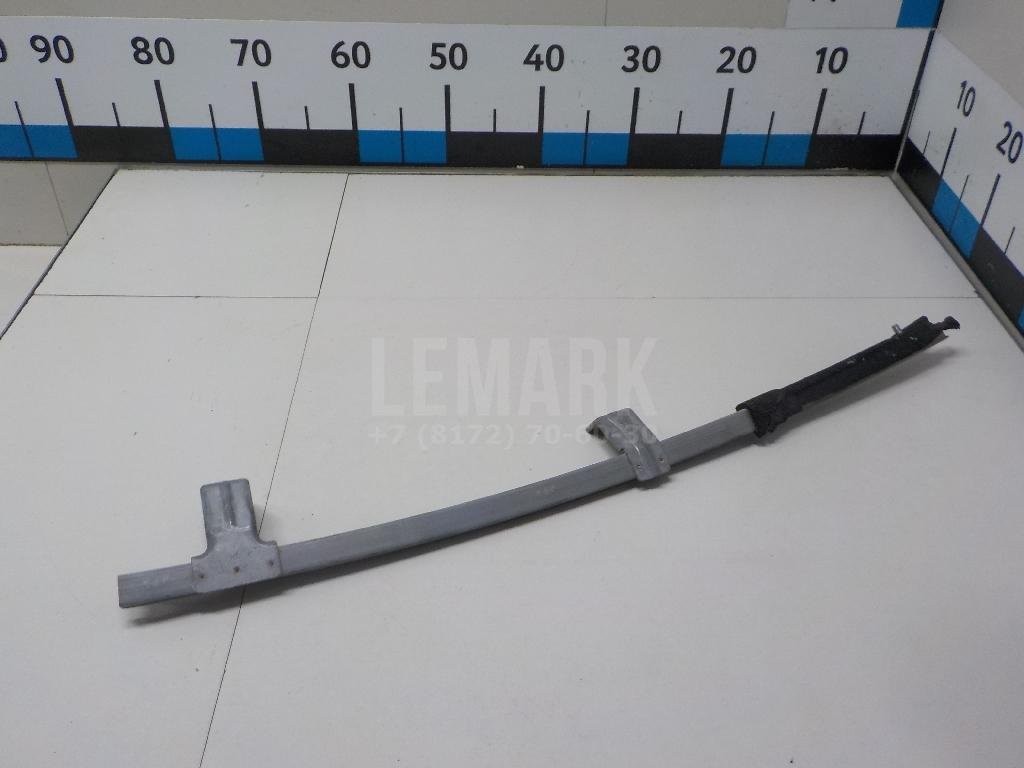 Направляющая стекла двери