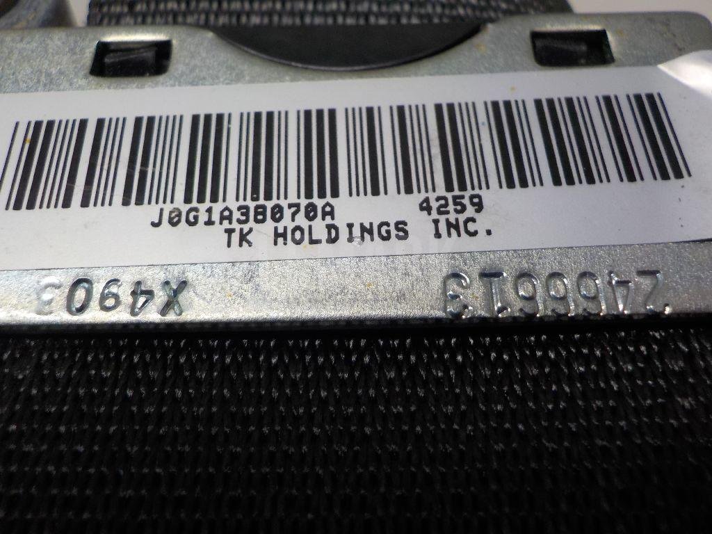 Ремень безопасности с пиропатроном