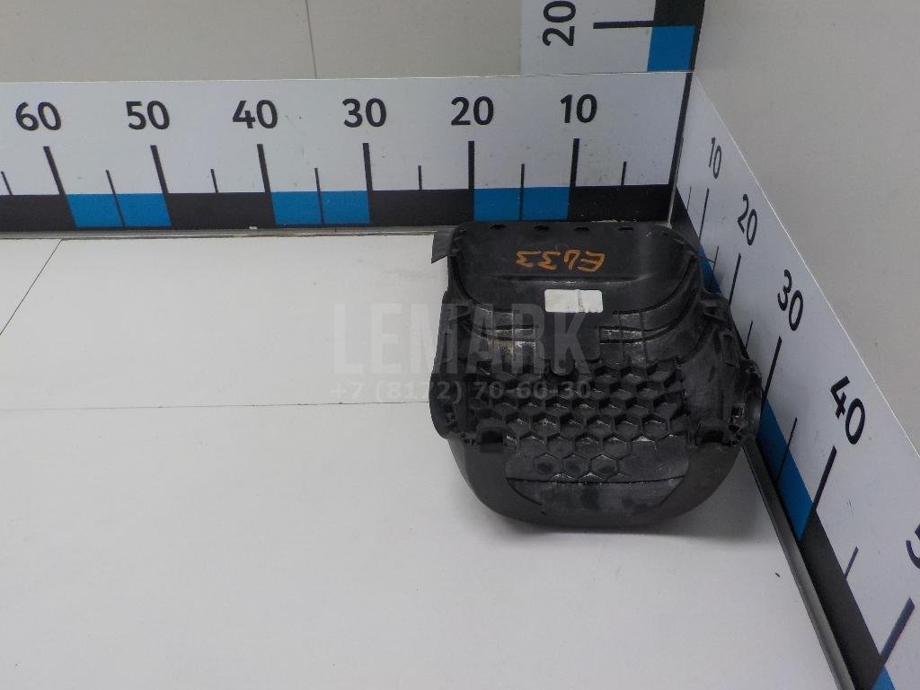 Кожух рулевой колонки нижний