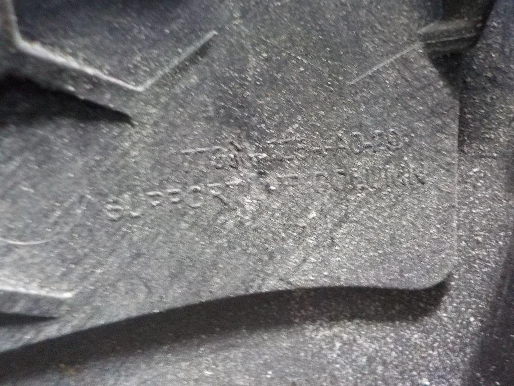 Кожух рулевой колонки нижний