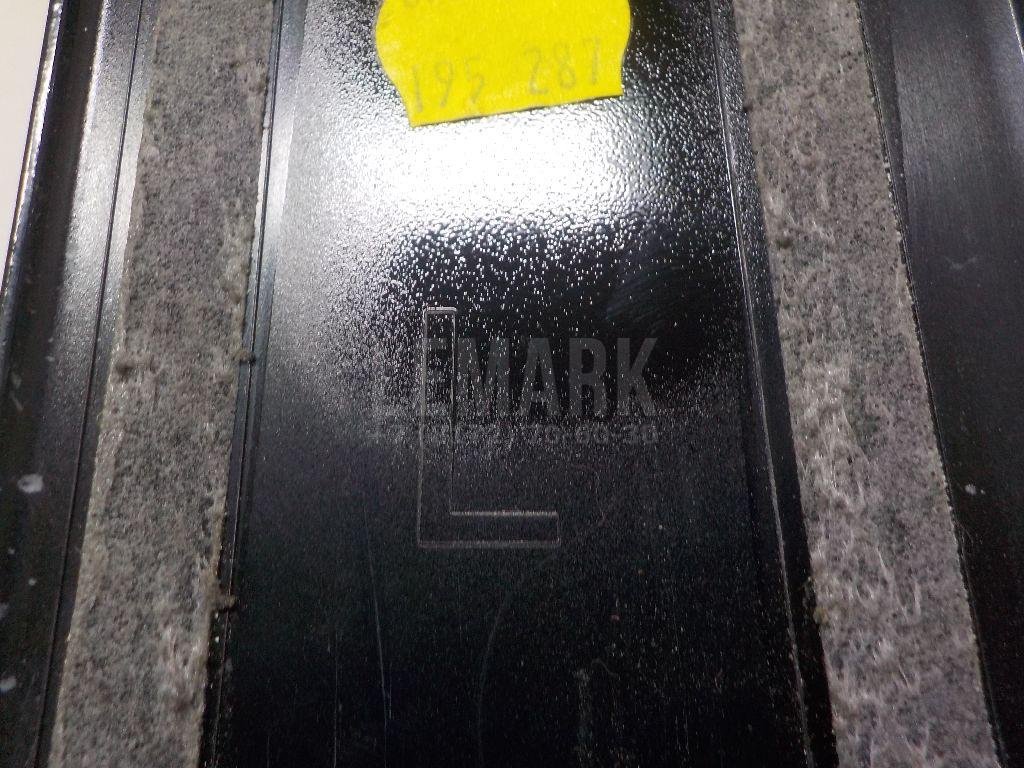 Накладка двери задней левой